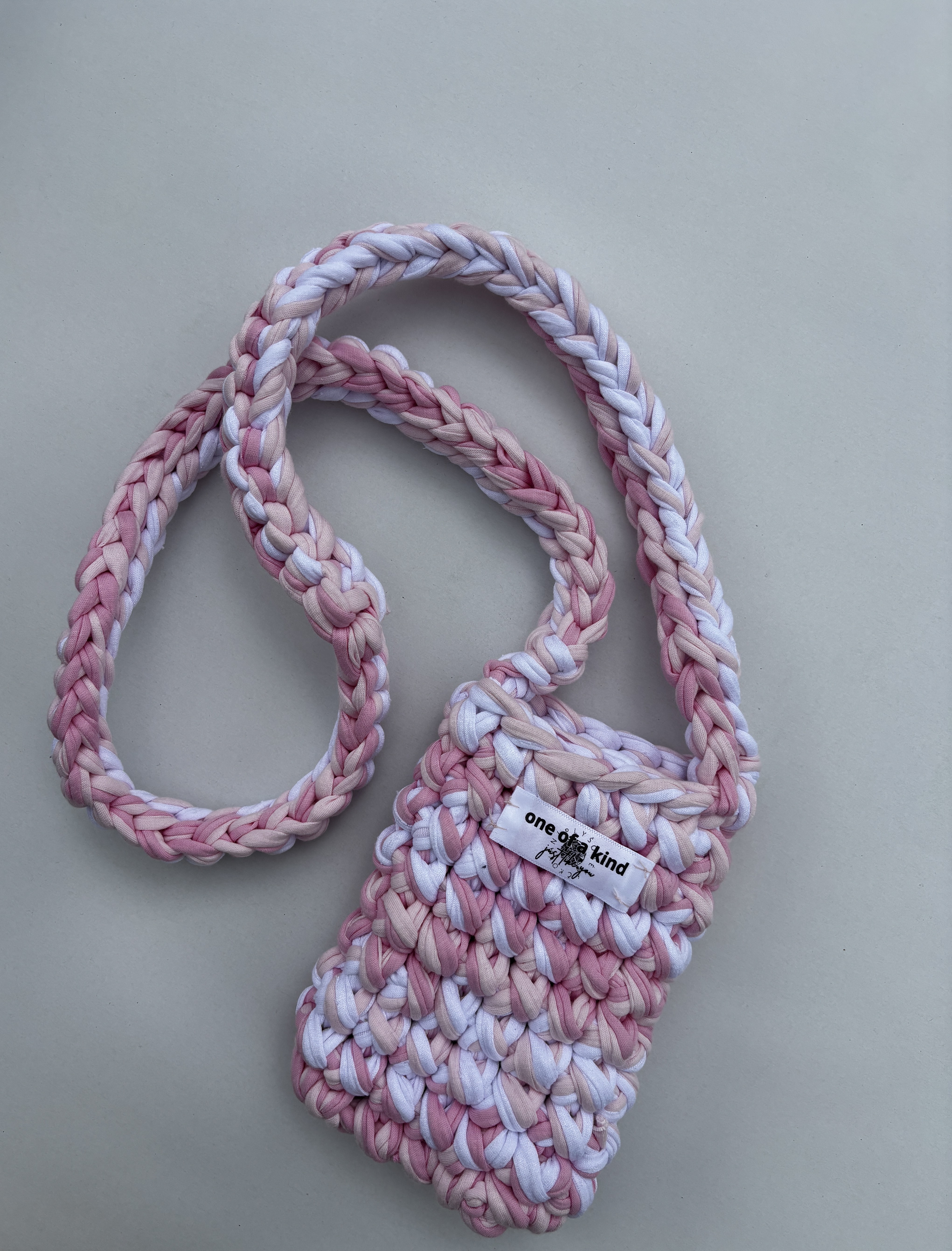 Kapsa na telefon růžová